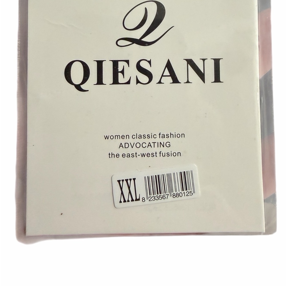 Women’s black puffer vest by Qiesani! New with tags! Has 2 pockets on each side! - Picture 3 of 6